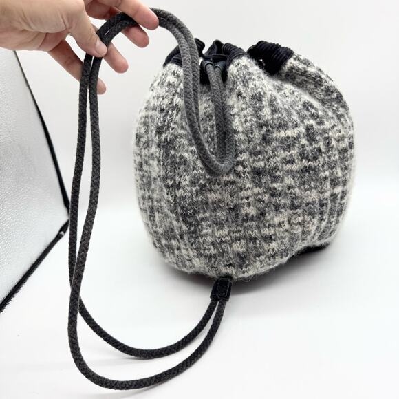 Y2K Artsy Boho Hippie Knit Wool Drawstring Backpack Bag Grey/Black - Medium - Picture 2 of 13